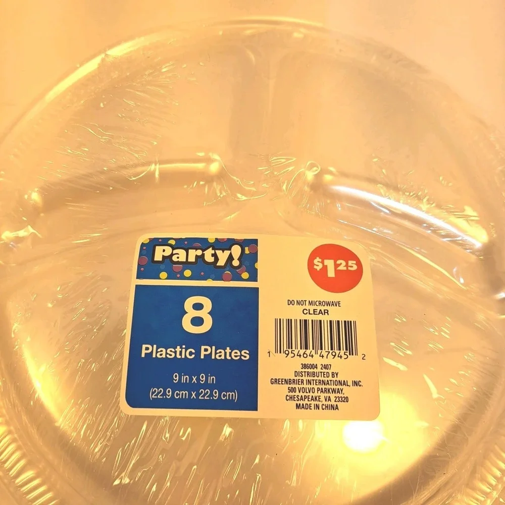 Set of Disposable Clear Plastic Sectioned Dinner Plates (x7) and Bowls (x6)